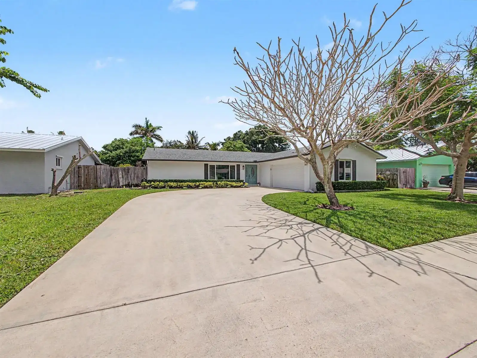 126 Chapel Lane, Tequesta FL 33469 photo 4