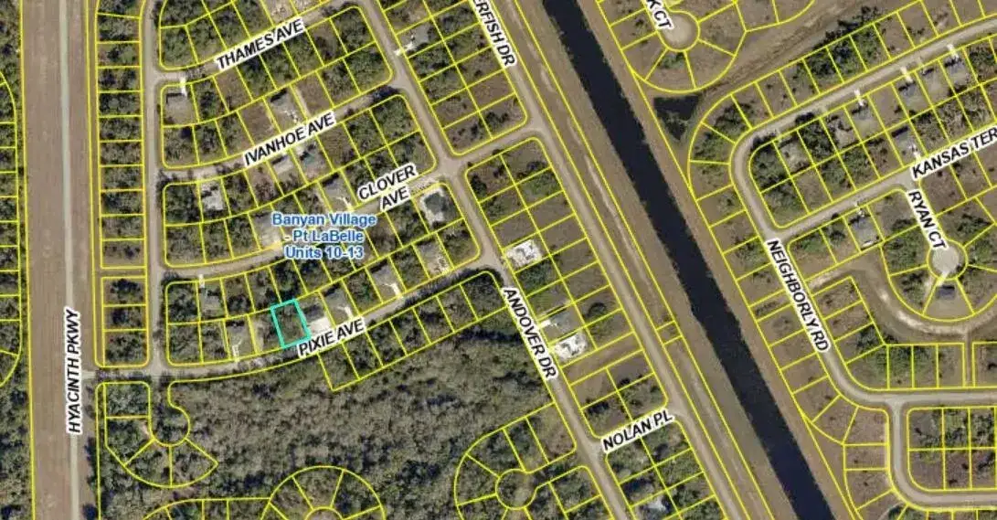 108 Pixie Avenue, FL 33935 photo 3