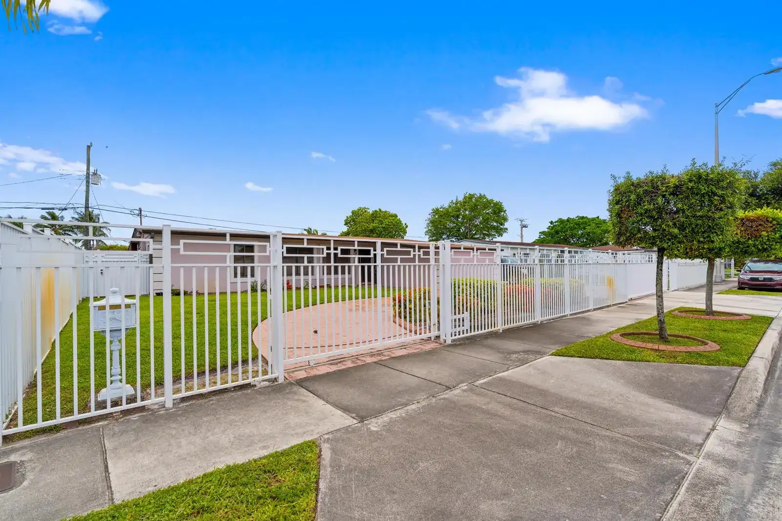 6160 W 14th Avenue, Hialeah FL 33012 photo 3