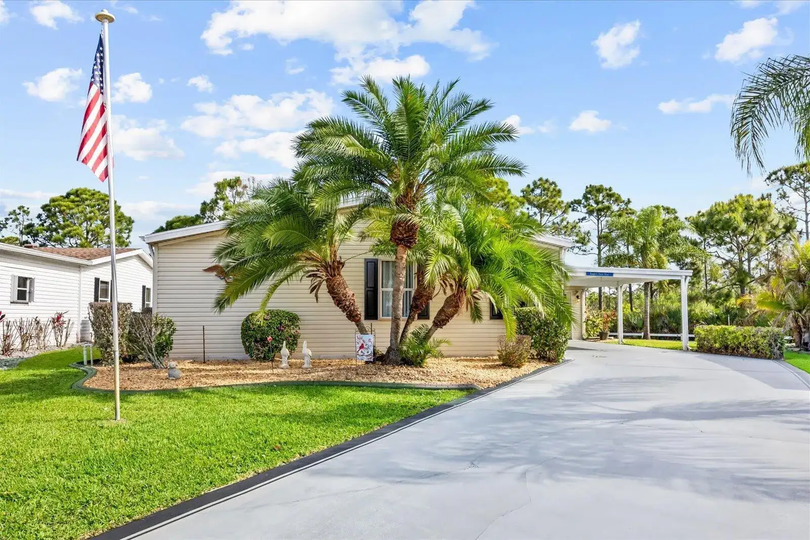 2872 Eagle's Nest Way, Port St. Lucie FL 34952 photo 2