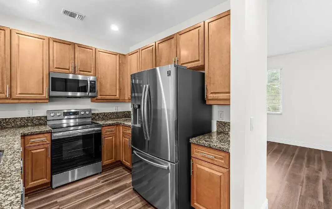 536 N West 39th Circle, Boca Raton FL 33431 photo 2