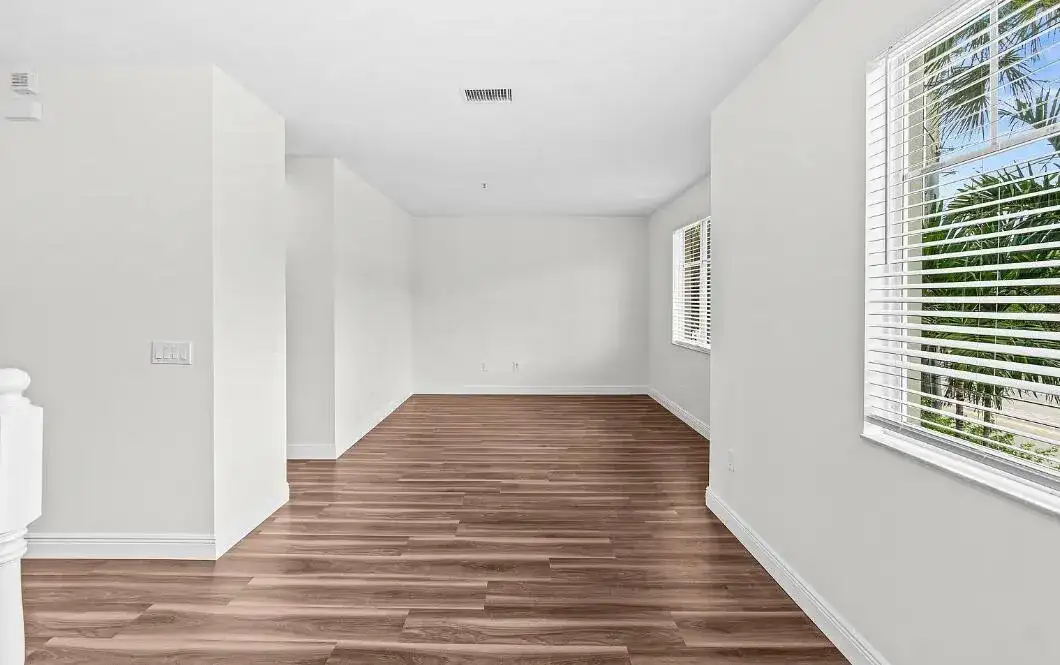 536 N West 39th Circle, Boca Raton FL 33431 photo 4