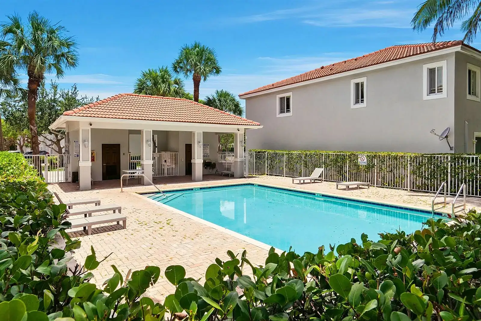 6720 Cypress Walk Terrace, Tamarac FL 33321 photo 4