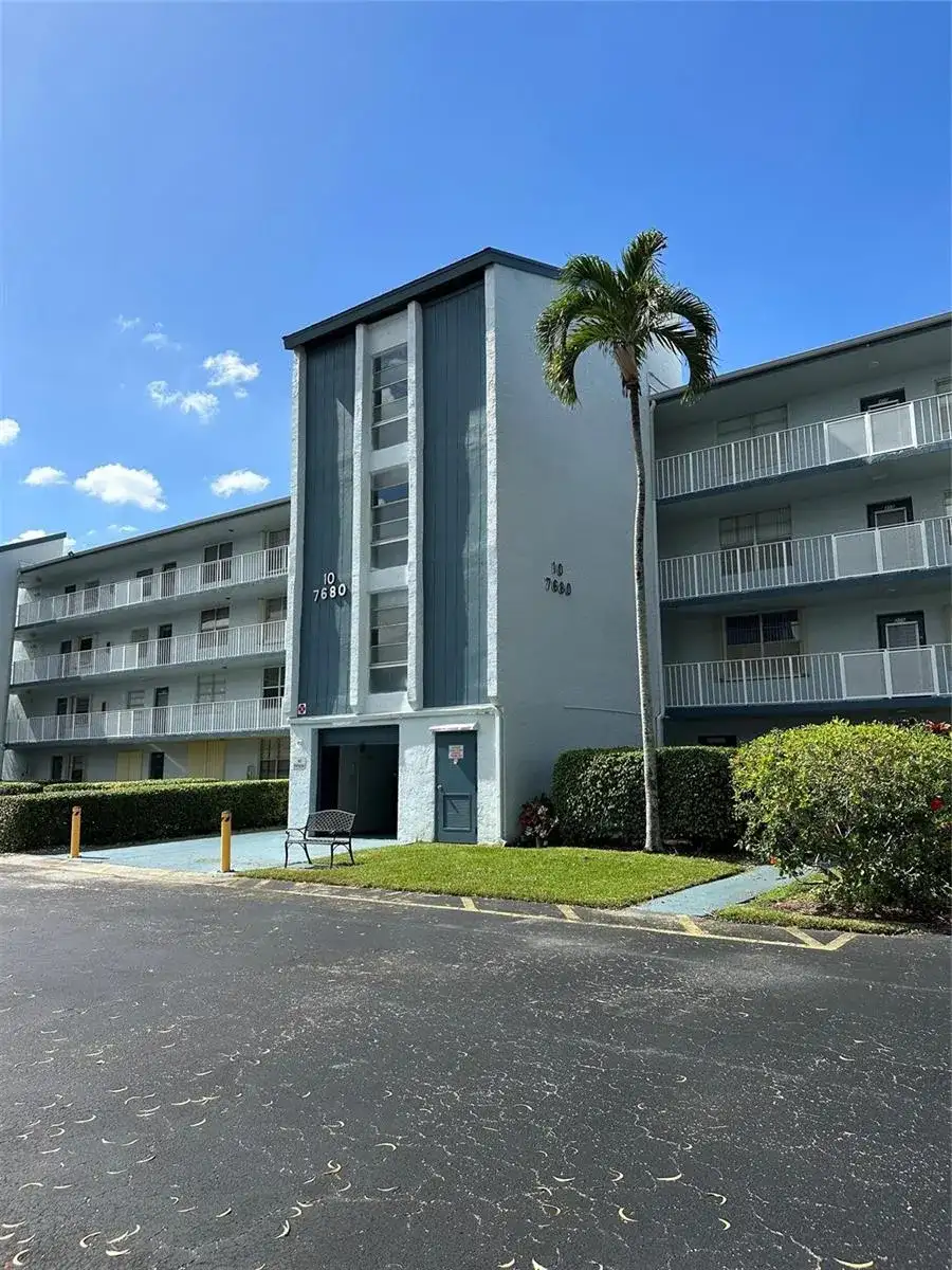 7680 NW 18th Street # 406, Margate FL 33063 photo 2