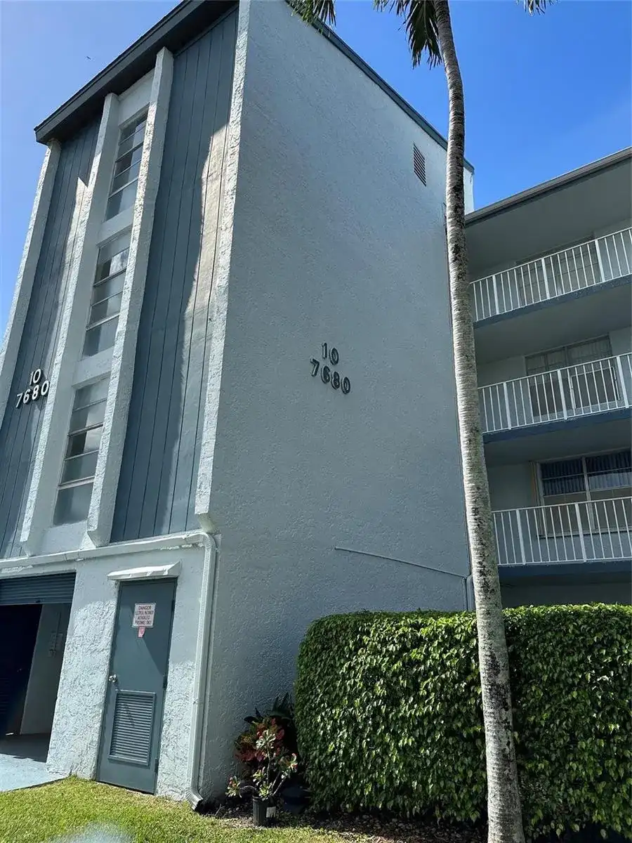 7680 NW 18th Street # 406, Margate FL 33063 photo 3