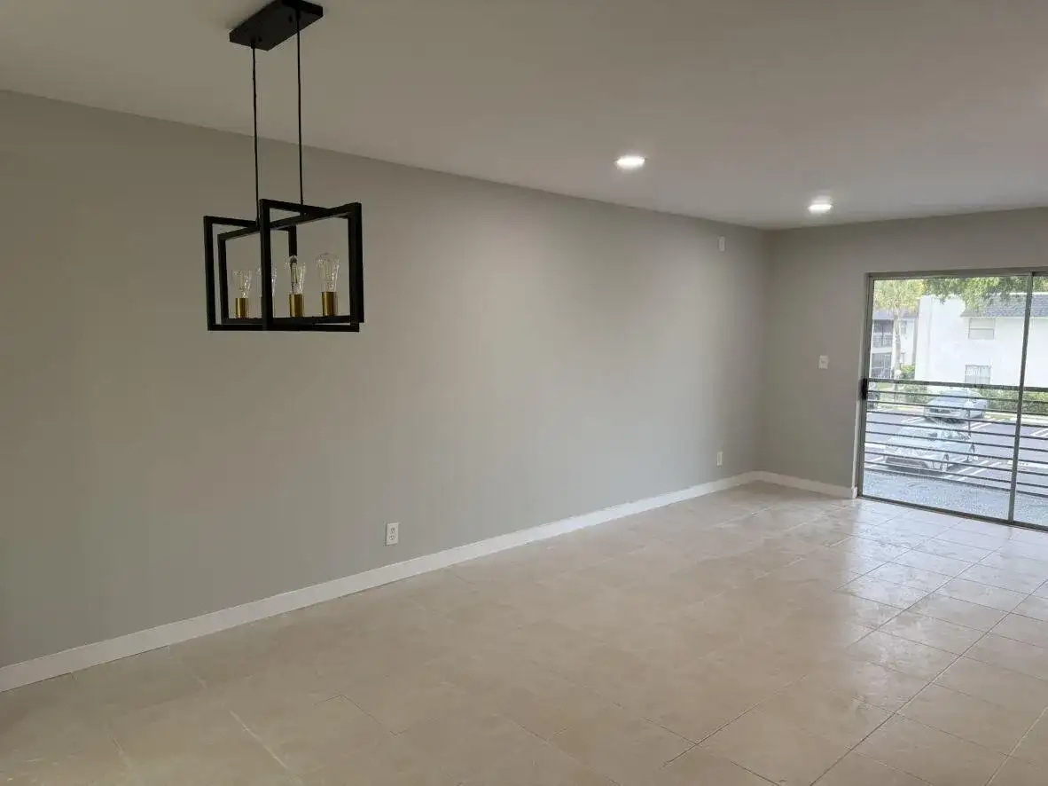 2810 Riverside Drive # 4, Coral Springs FL 33065 photo 3