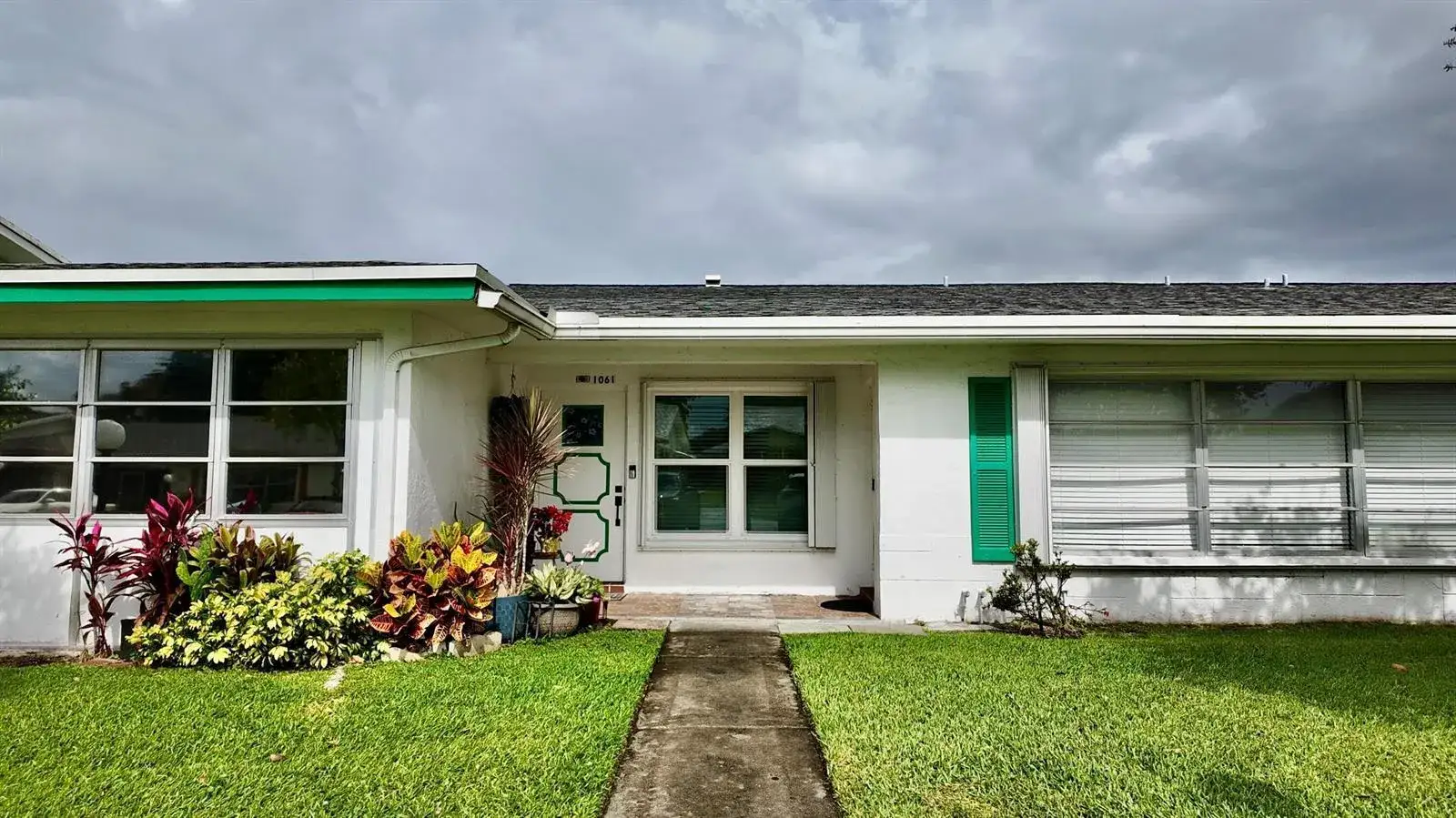 1061 NW 85th Terrace # A111, Plantation FL 33322 photo 2
