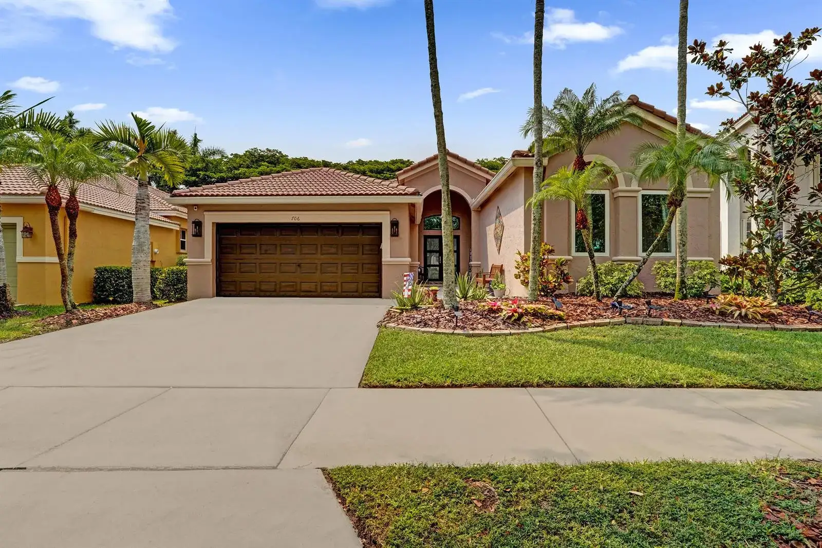 706 Tulip Circle, Weston FL 33327 photo 2