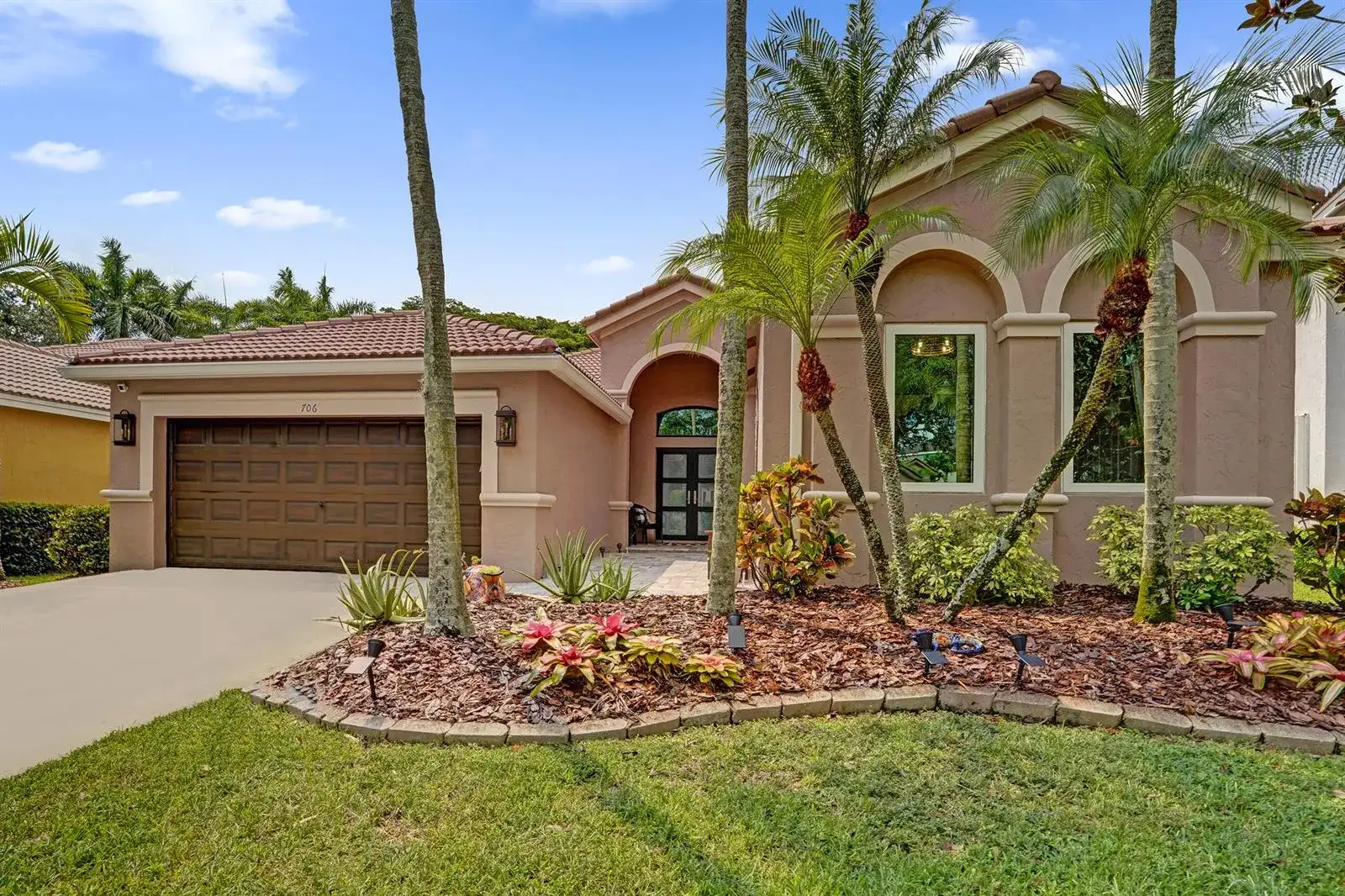 706 Tulip Circle, Weston FL 33327 photo 4