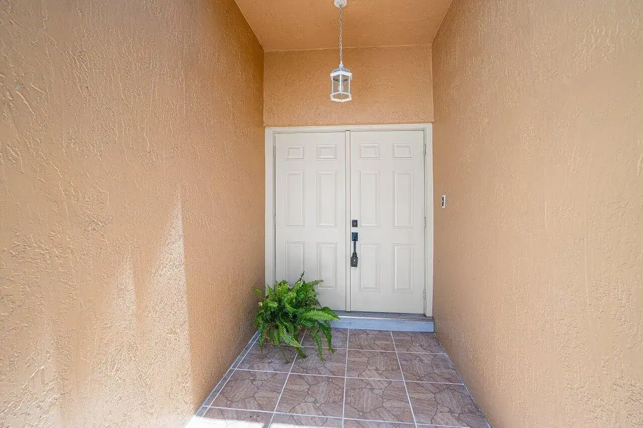6930 NW 2nd Terrace, Boca Raton FL 33487 photo 4