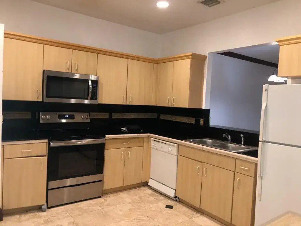 5449 NW 90th Avenue, Sunrise FL 33351 photo 3