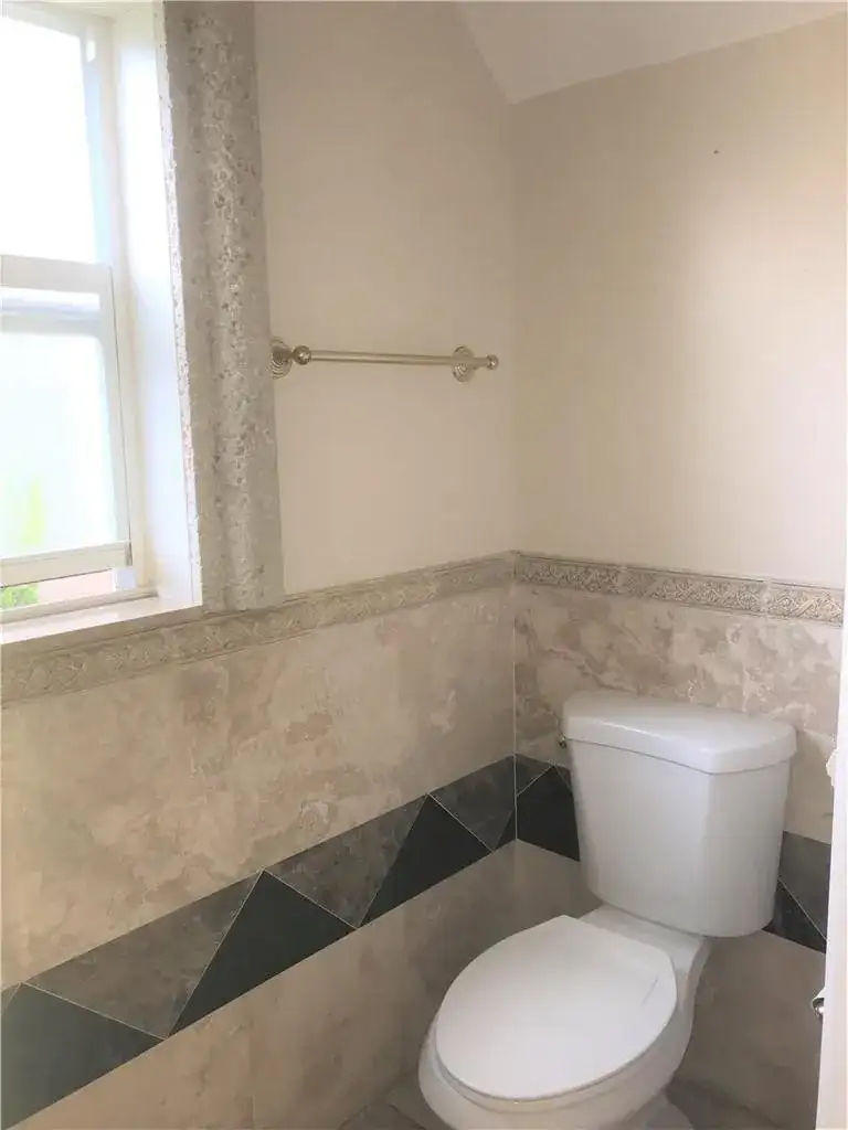 5449 NW 90th Avenue, Sunrise FL 33351 photo 4