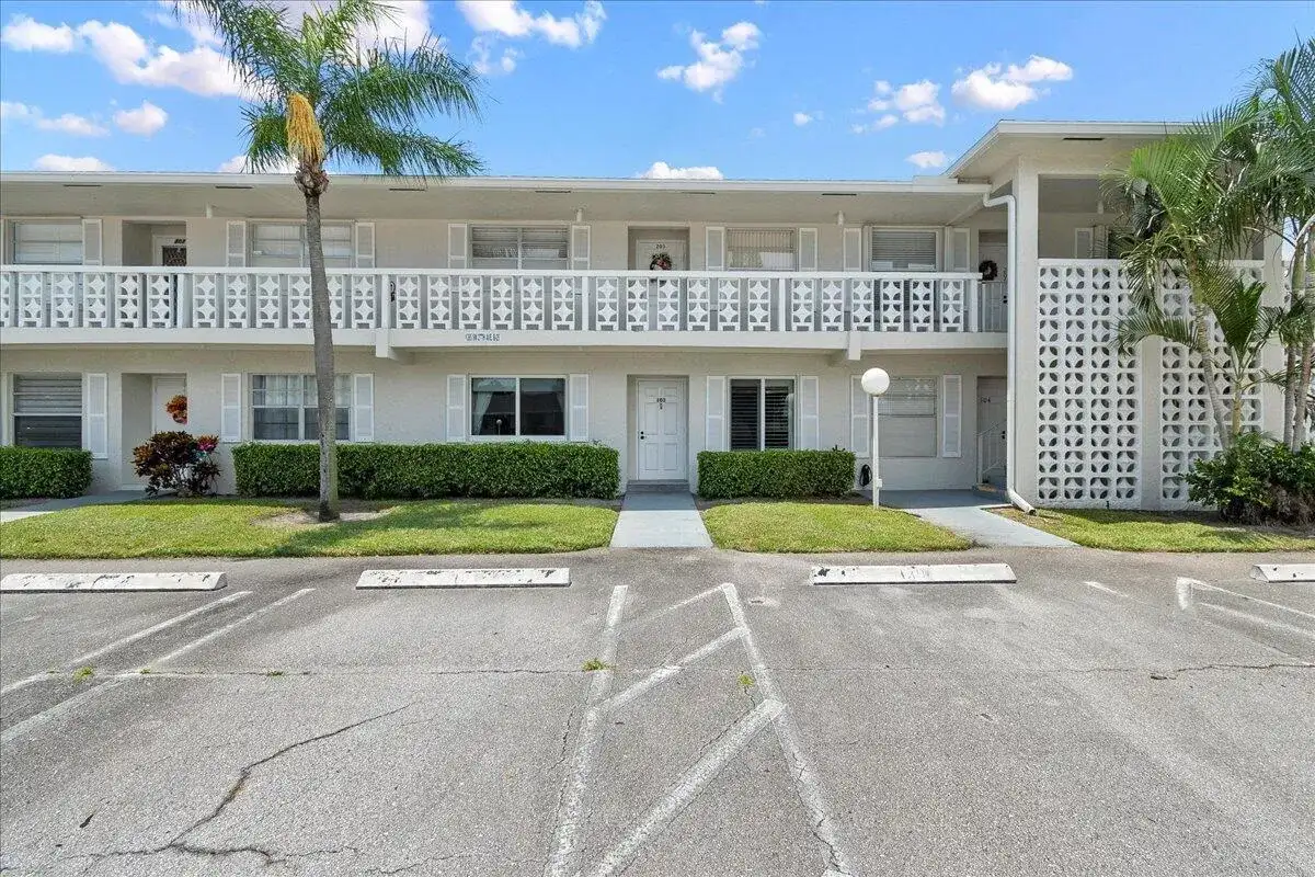 1395 SW 27th Avenue # 103, Delray Beach FL 33445 photo 2