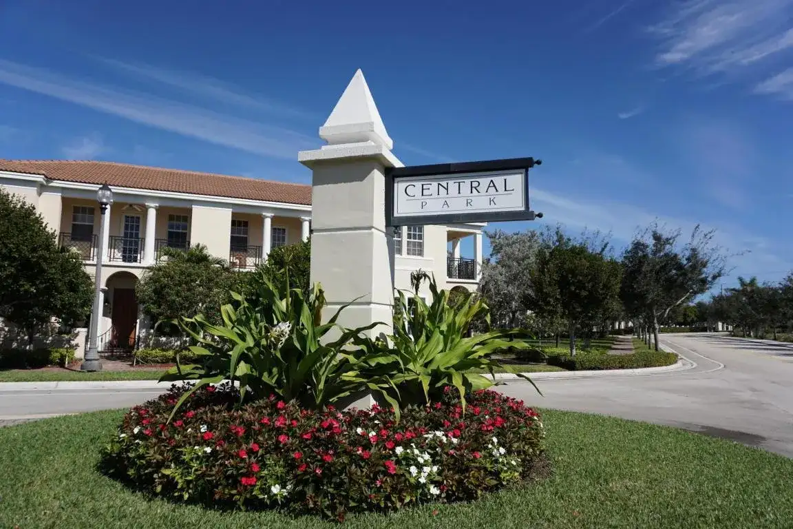 8305 NW 7th Court, Boca Raton FL 33487 photo 3