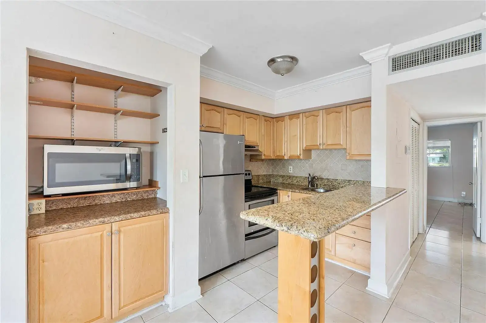 4050 NE 12th Terrace # 2, Oakland Park FL 33334 photo 2