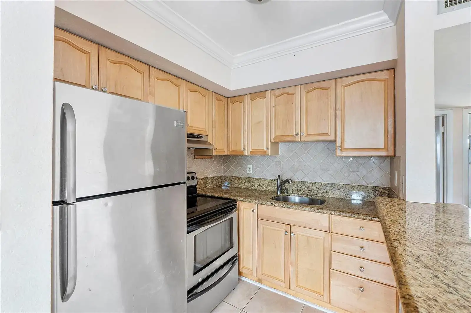 4050 NE 12th Terrace # 2, Oakland Park FL 33334 photo 3