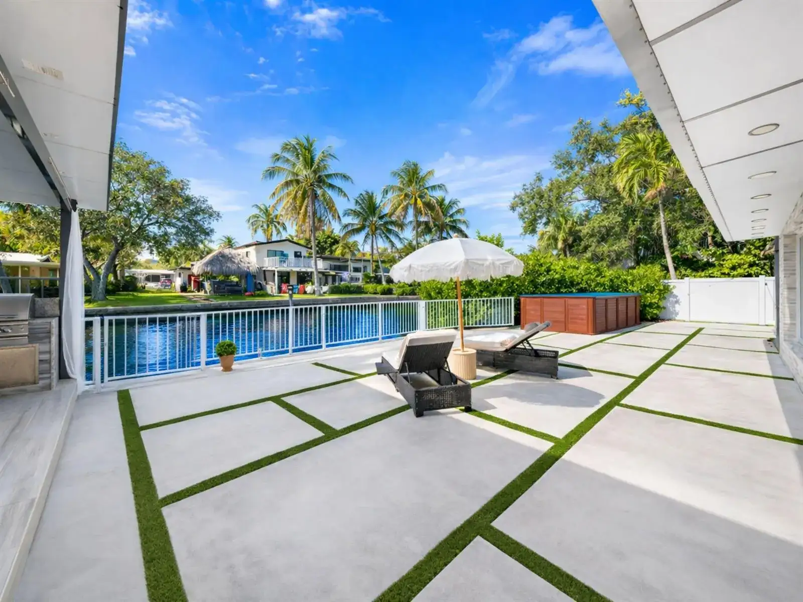 2419 Marathon Lane, Fort Lauderdale FL 33312 photo 2