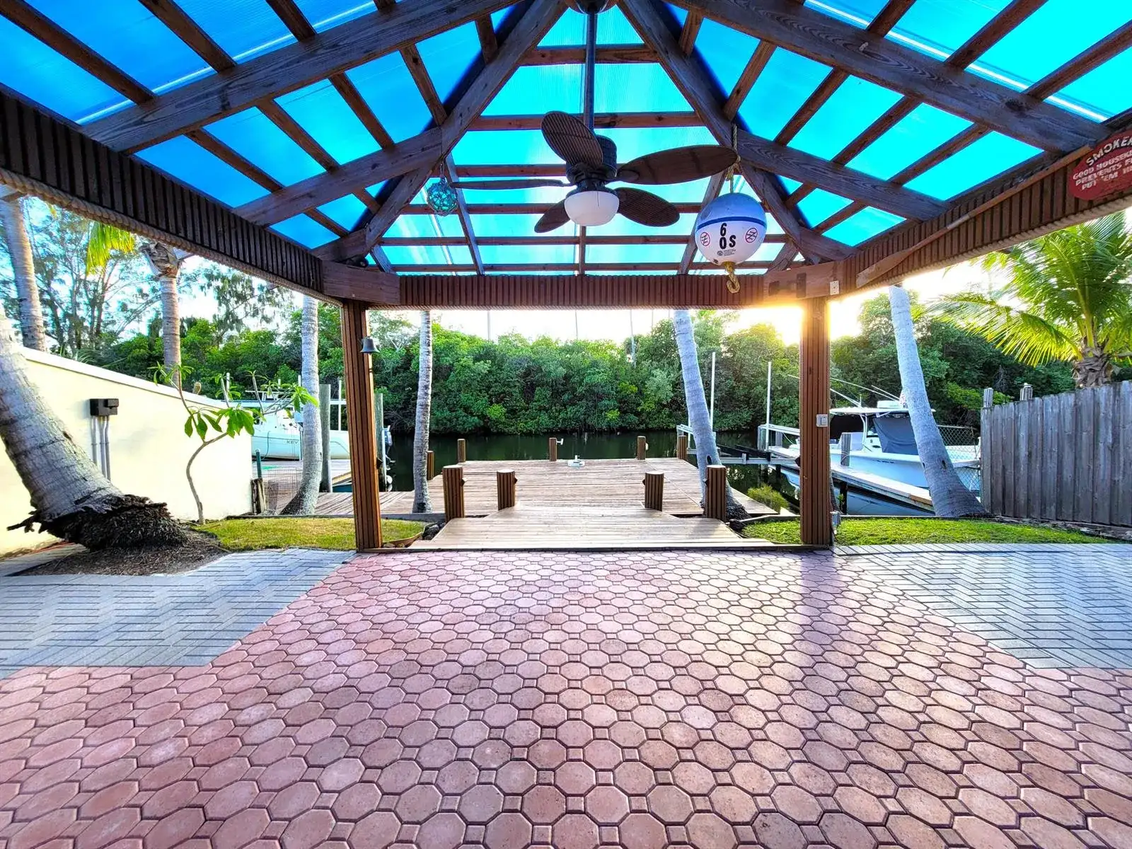 1903 Robalo Drive, Vero Beach FL 32960 photo 2