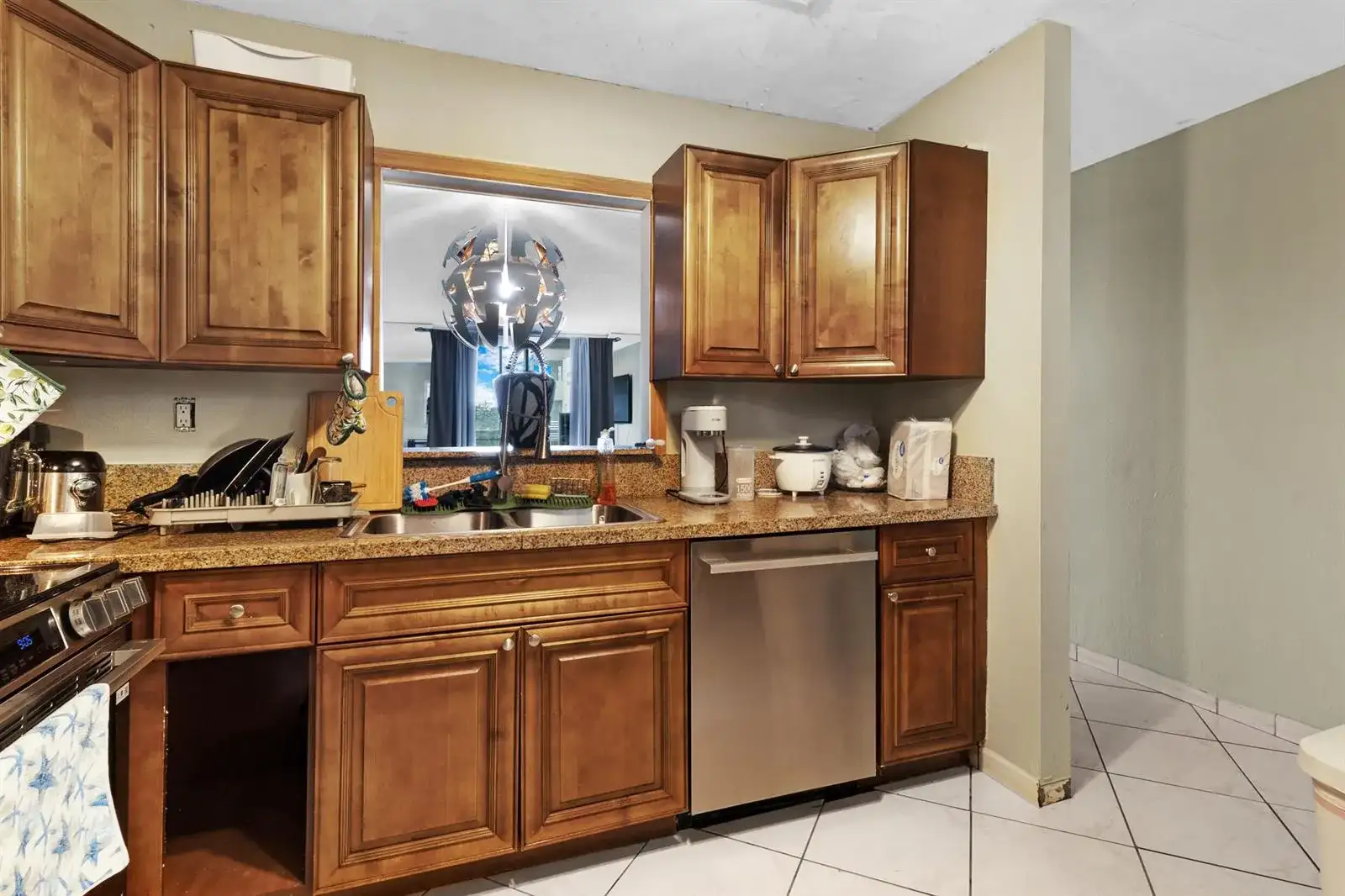 408 NW 68th Avenue # 405, Plantation FL 33317 photo 5