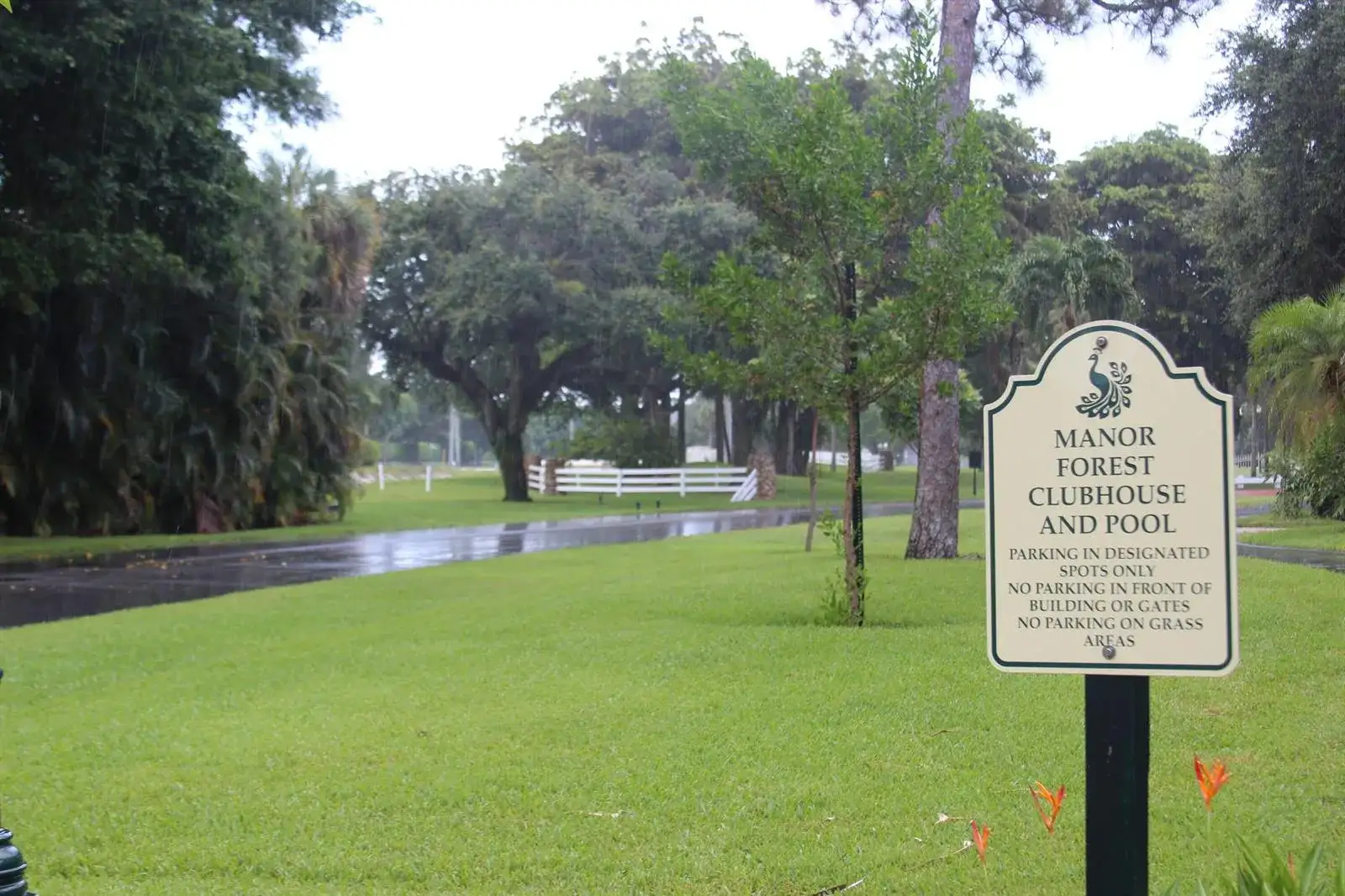 7705 Forest Green Lane, Boynton Beach FL 33436 photo 2