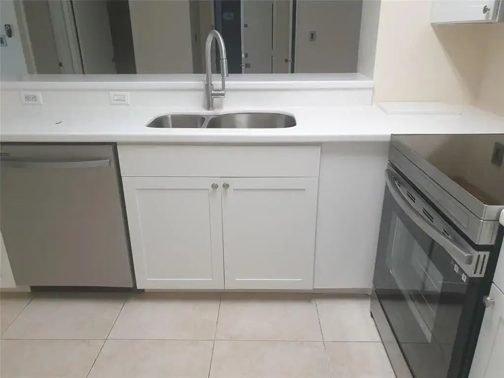 520 S Park Road # 12, Hollywood FL 33021 photo 4