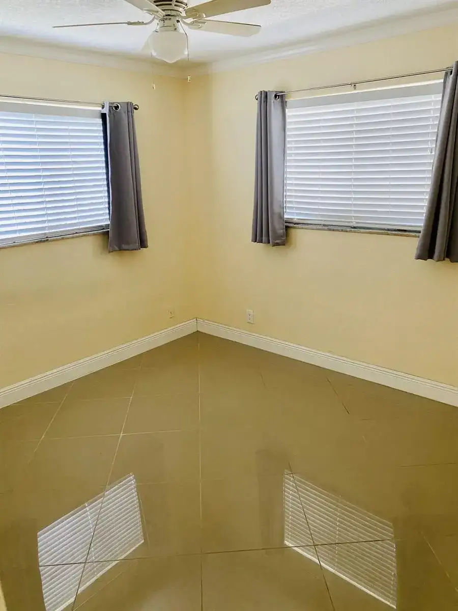 4559 NW 16th Way, Tamarac FL 33309 photo 4