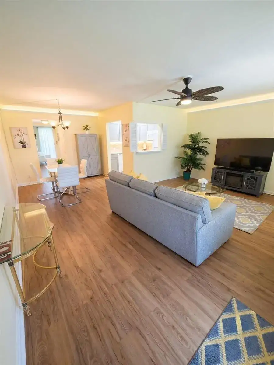 68 Brighton B, Boca Raton FL 33434 photo 2