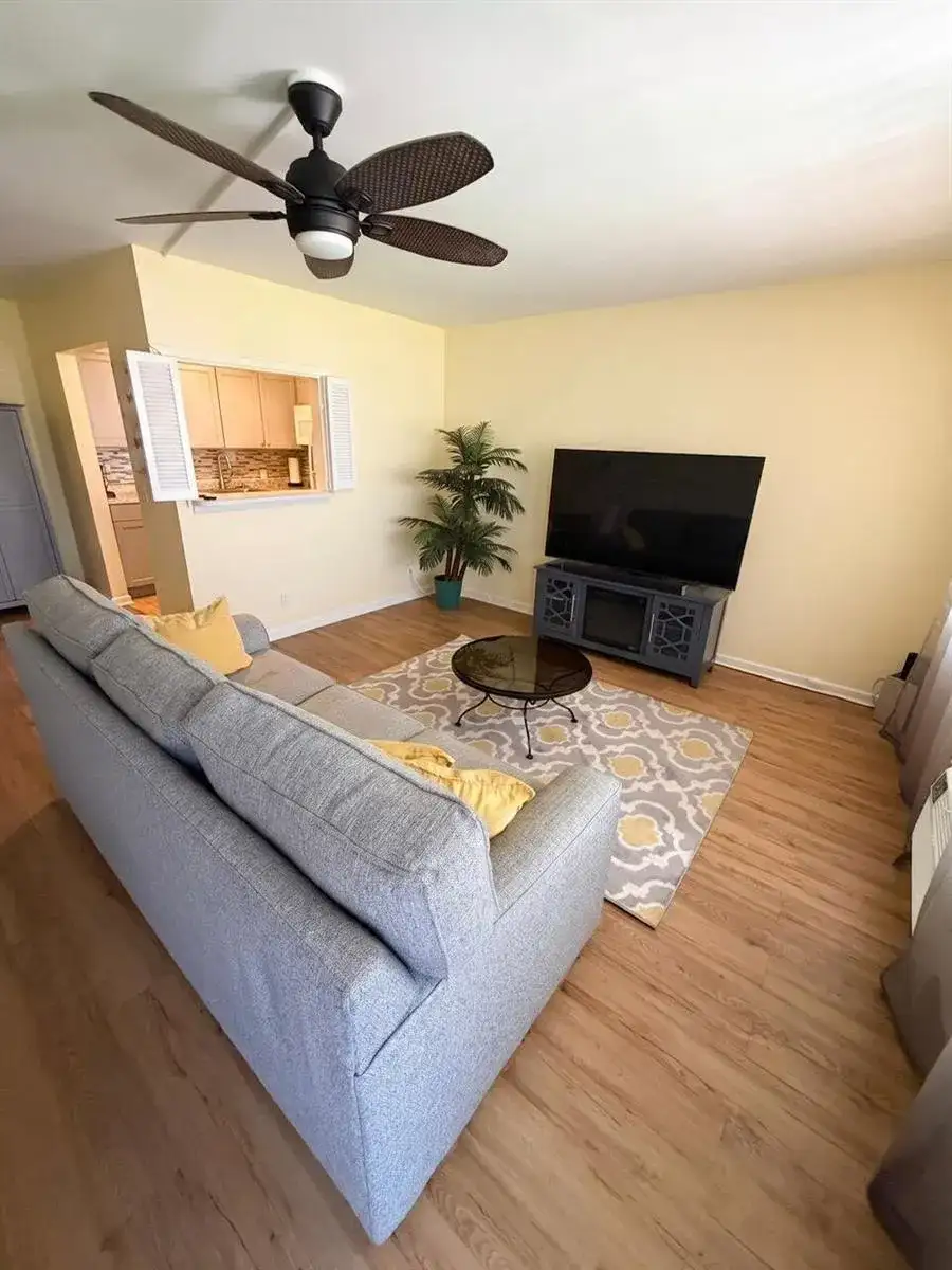 68 Brighton B, Boca Raton FL 33434 photo 3