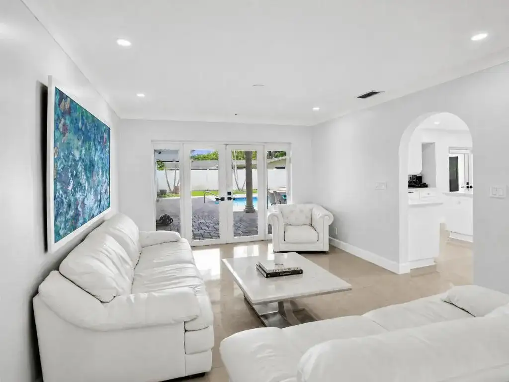 4900 N 36th Street, Hollywood FL 33021 photo 4