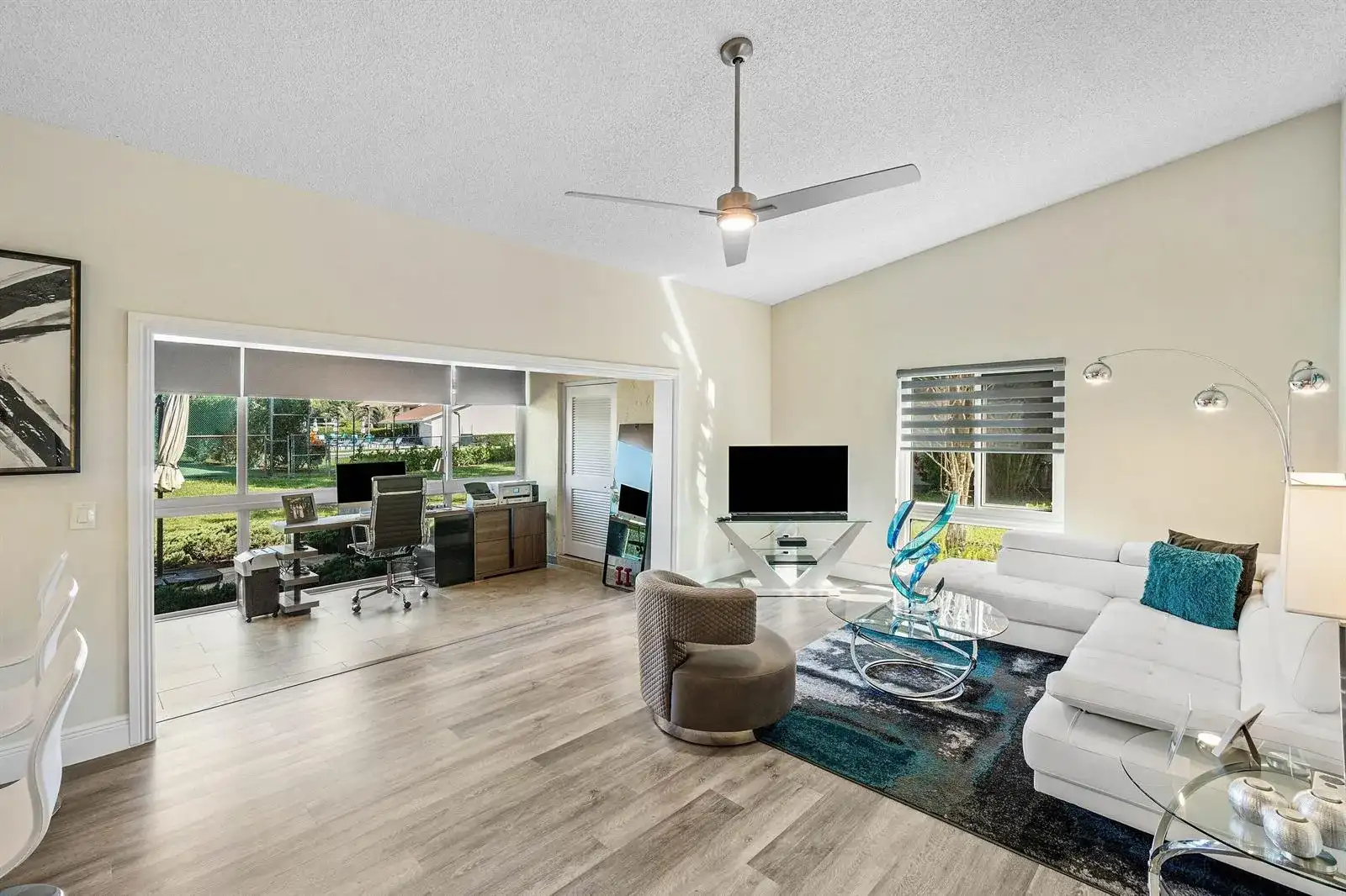 732 Lago Road, Delray Beach FL 33445 photo 4