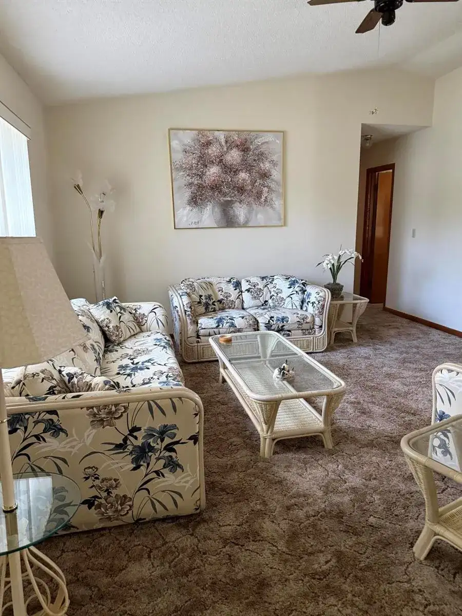 529 SW Violet Avenue, Port St. Lucie FL 34983 photo 3