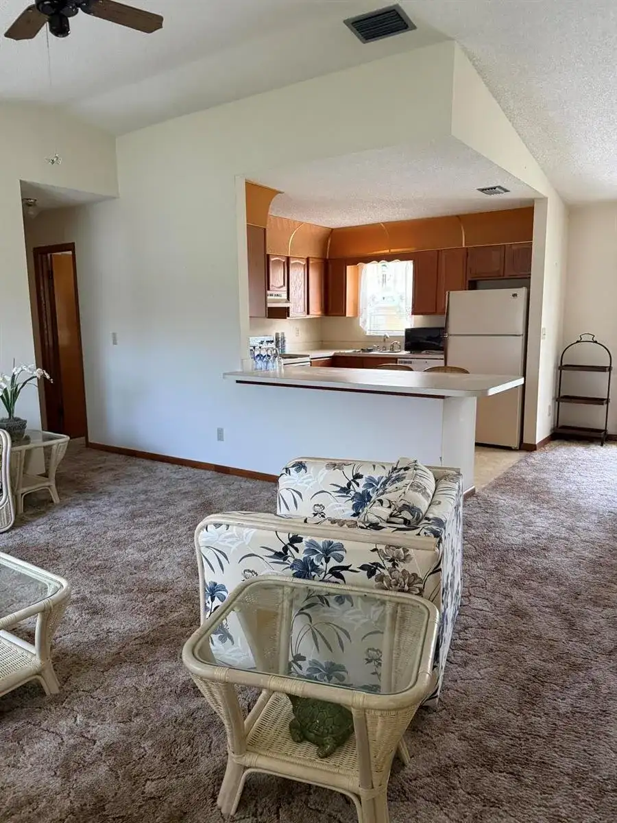 529 SW Violet Avenue, Port St. Lucie FL 34983 photo 5