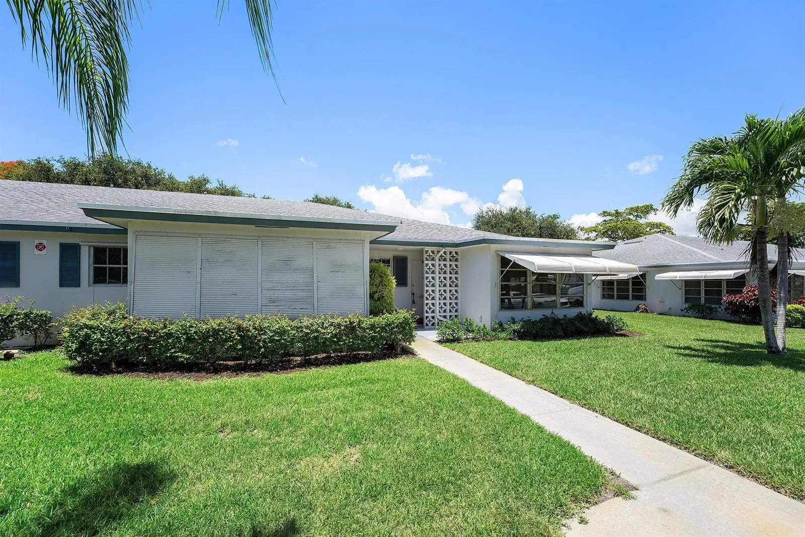 1210 S Drive Circle # D, Delray Beach FL 33445 photo 2