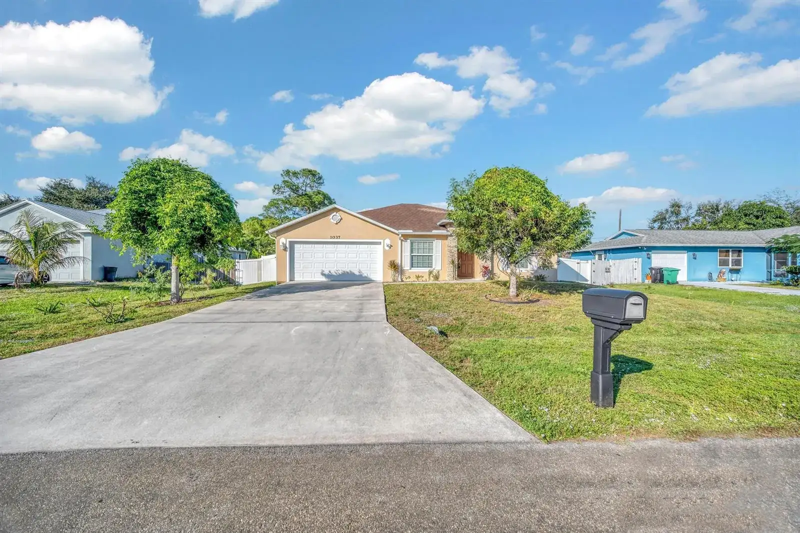 1037 SW Payne Avenue, Port St. Lucie FL 34953 photo 2