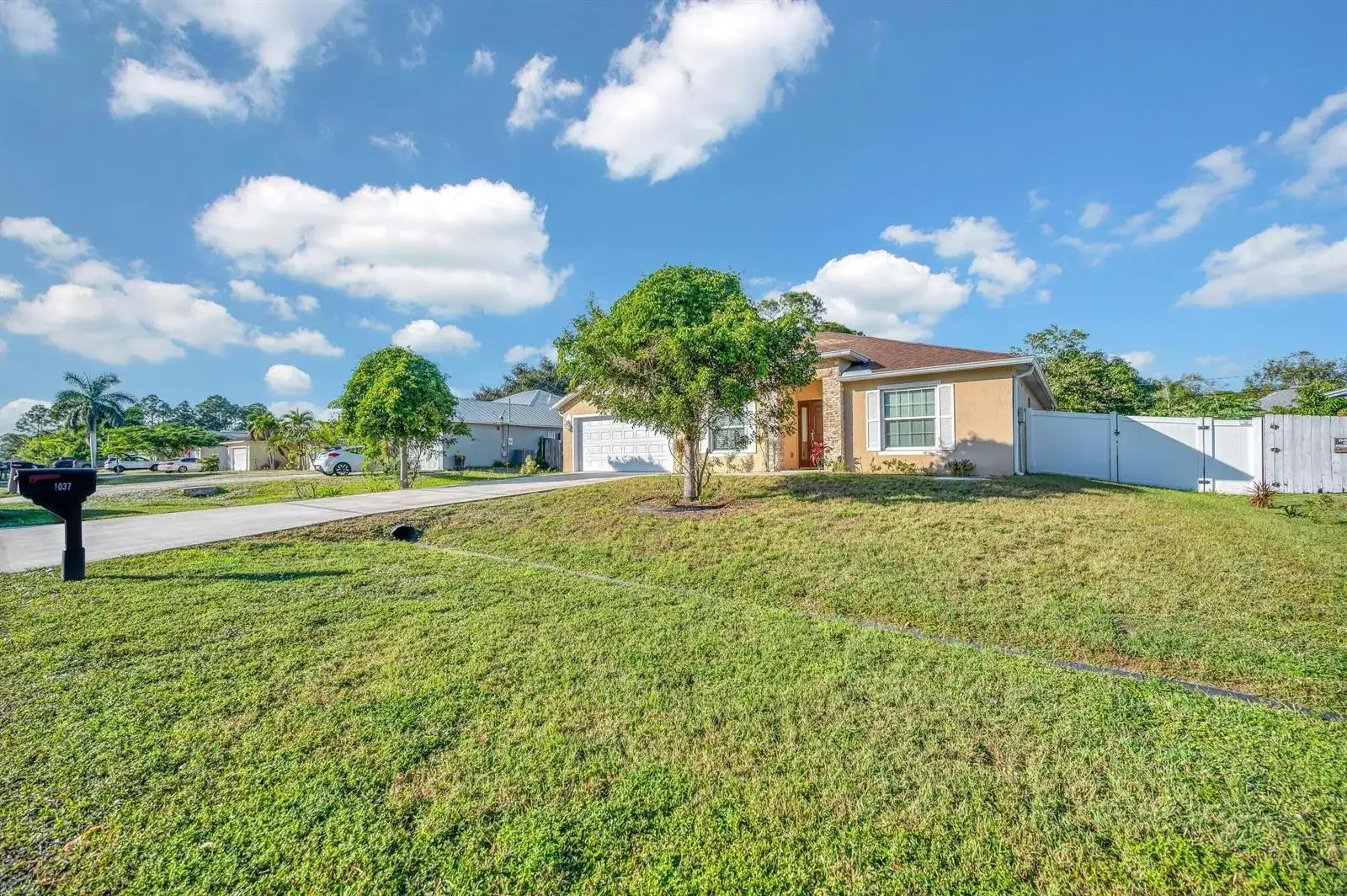 1037 SW Payne Avenue, Port St. Lucie FL 34953 photo 3