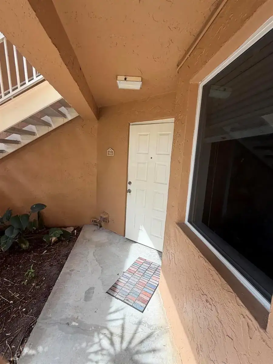 786 NW 92nd Avenue, Plantation FL 33324 photo 3