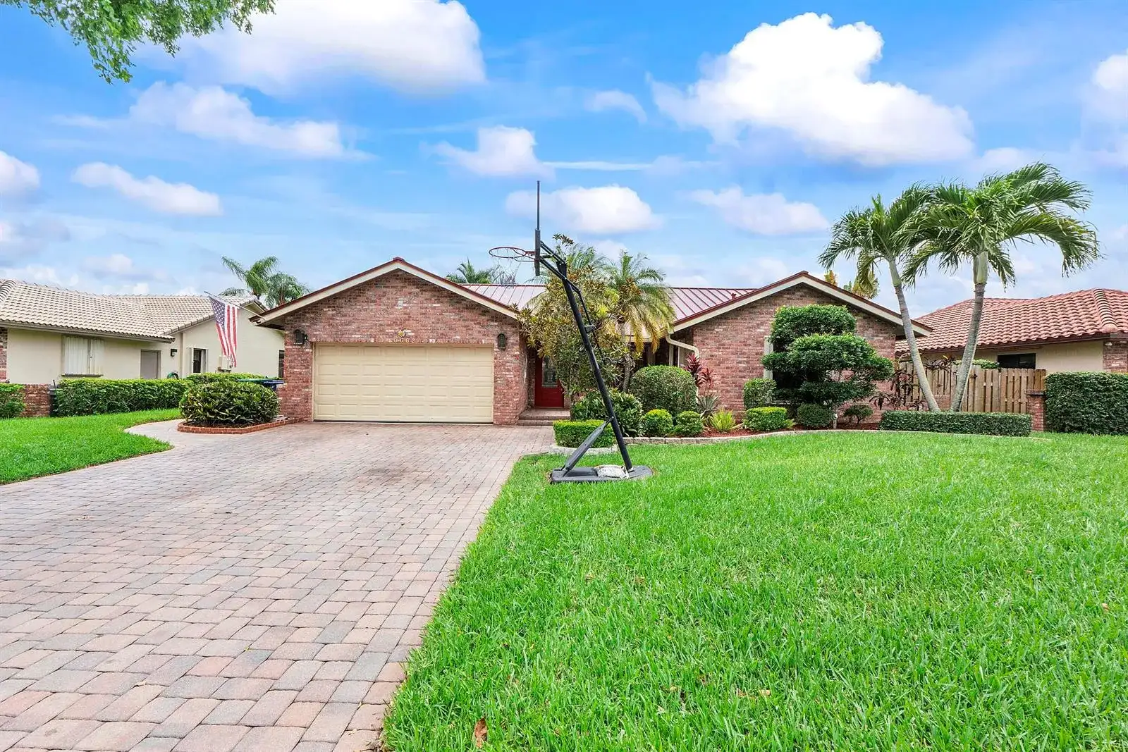 10662 NW 7th Place, Coral Springs FL 33071 photo 2