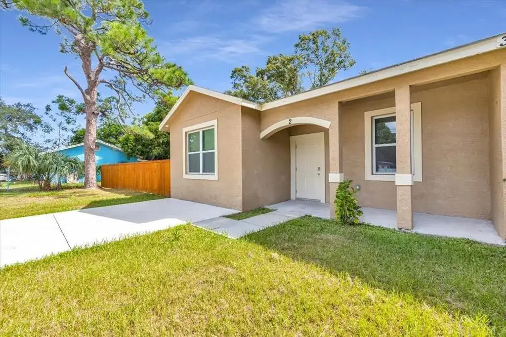 306 N 18th Court # 2, Fort Pierce FL 34950 photo 2