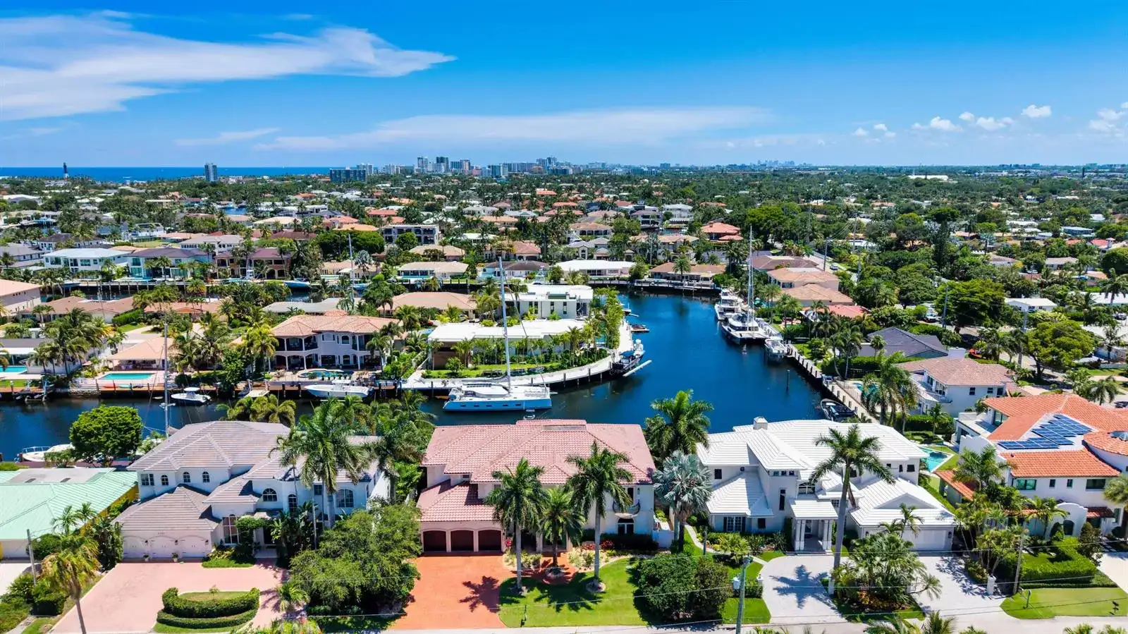2320 NE 34th Court, Lighthouse Point FL 33064 photo 4