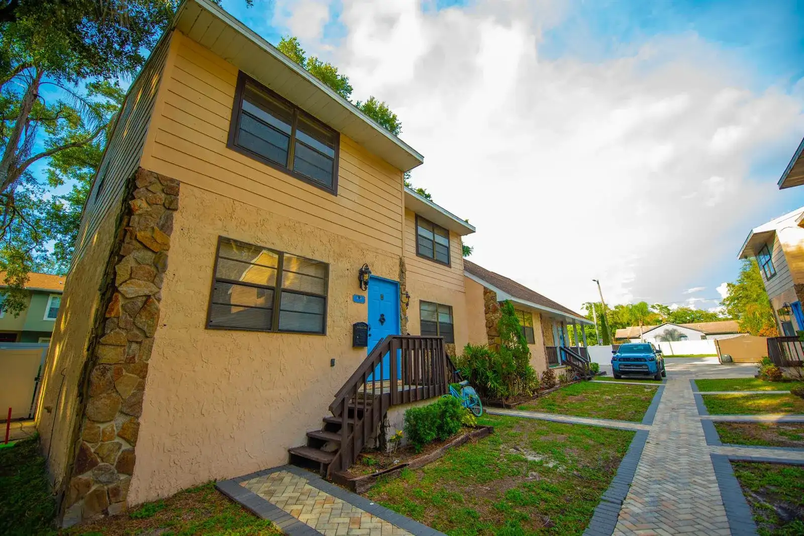 12216 N 59th Street, Tampa FL 33617 photo 5