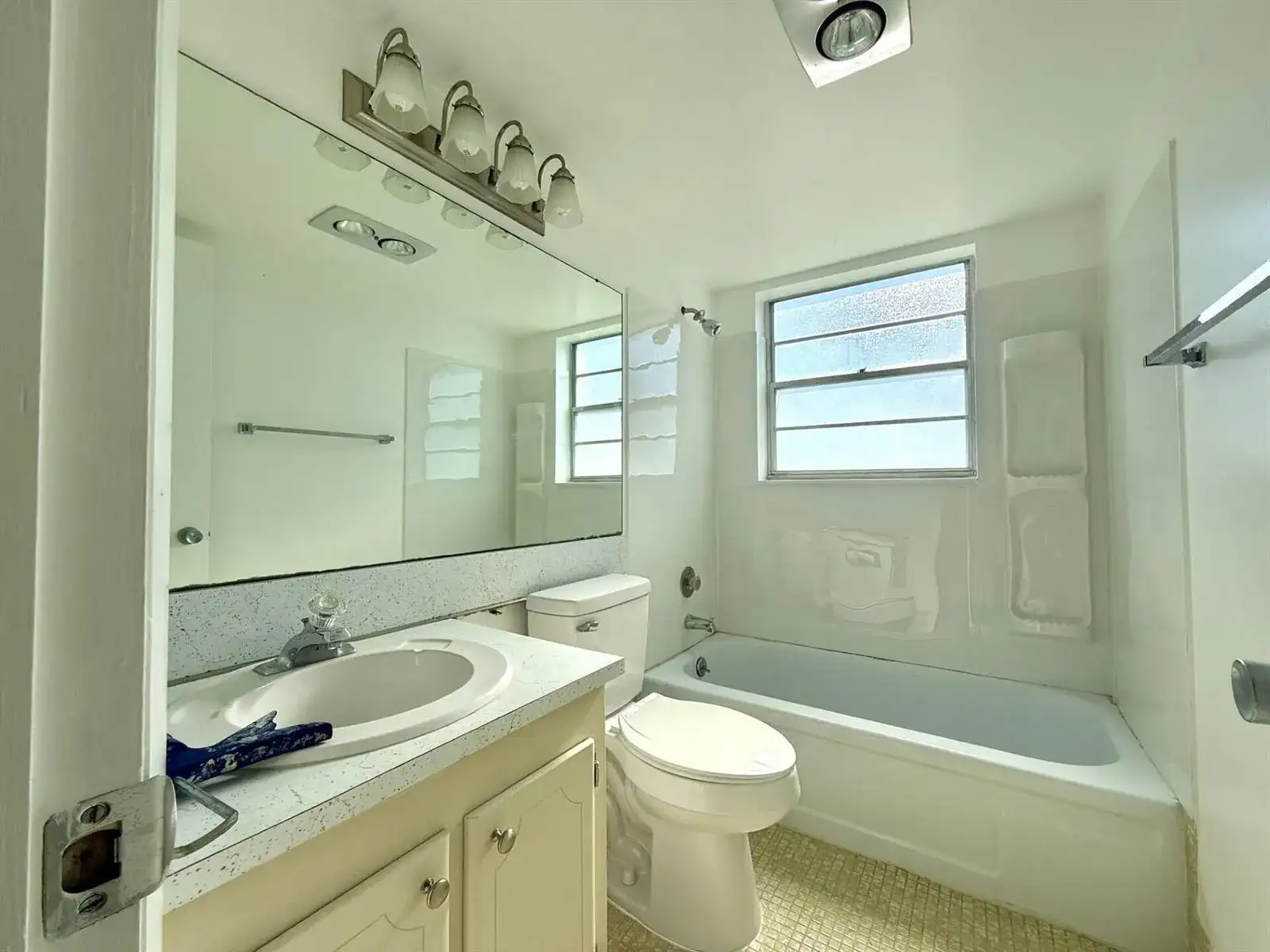 9 Hastings A # 9, West Palm Beach FL 33417 photo 5