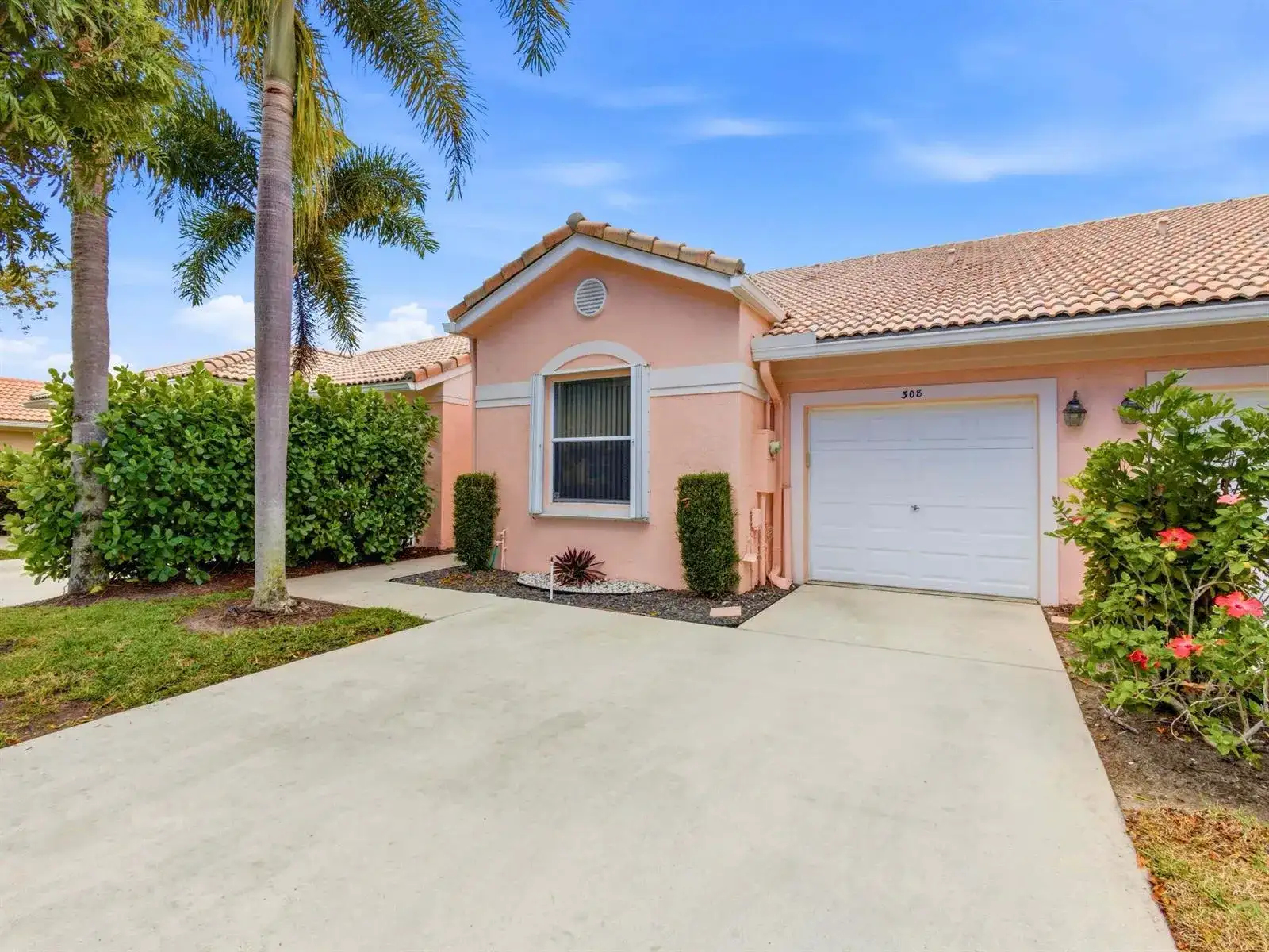 308 Coral Trace Court, Delray Beach FL 33445 photo 2