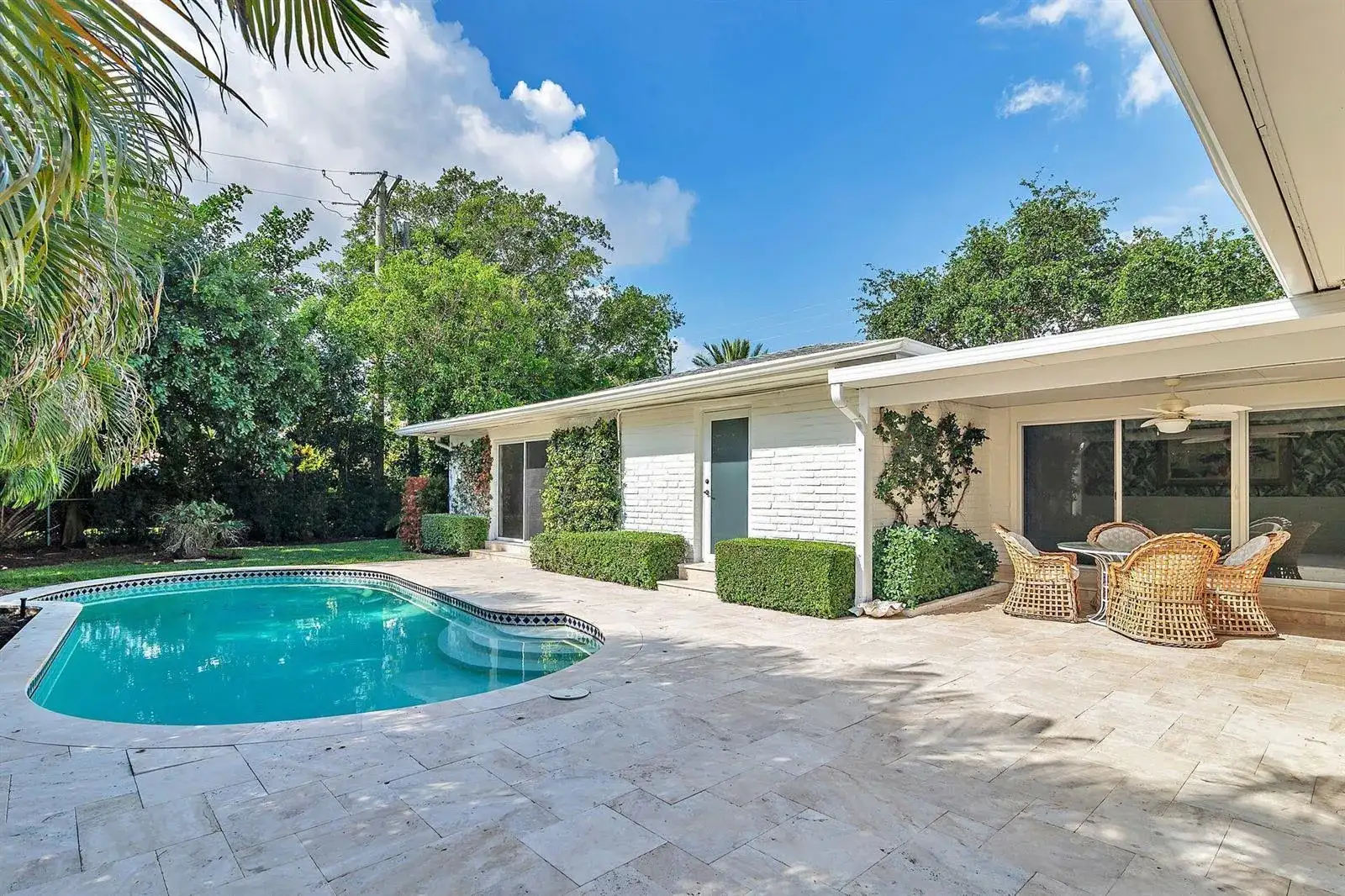 246 Gray Street, West Palm Beach FL 33405 photo 3