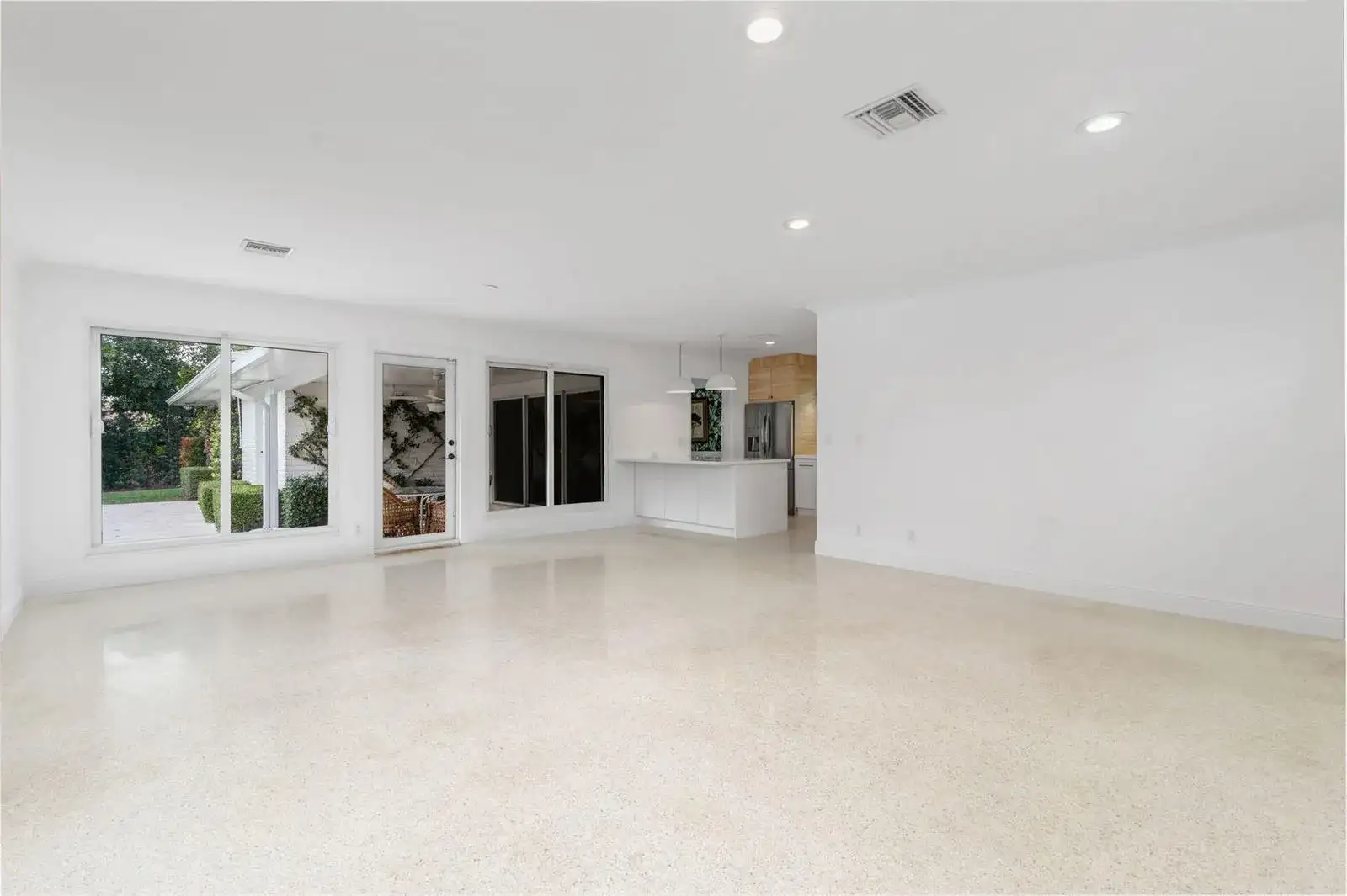 246 Gray Street, West Palm Beach FL 33405 photo 5
