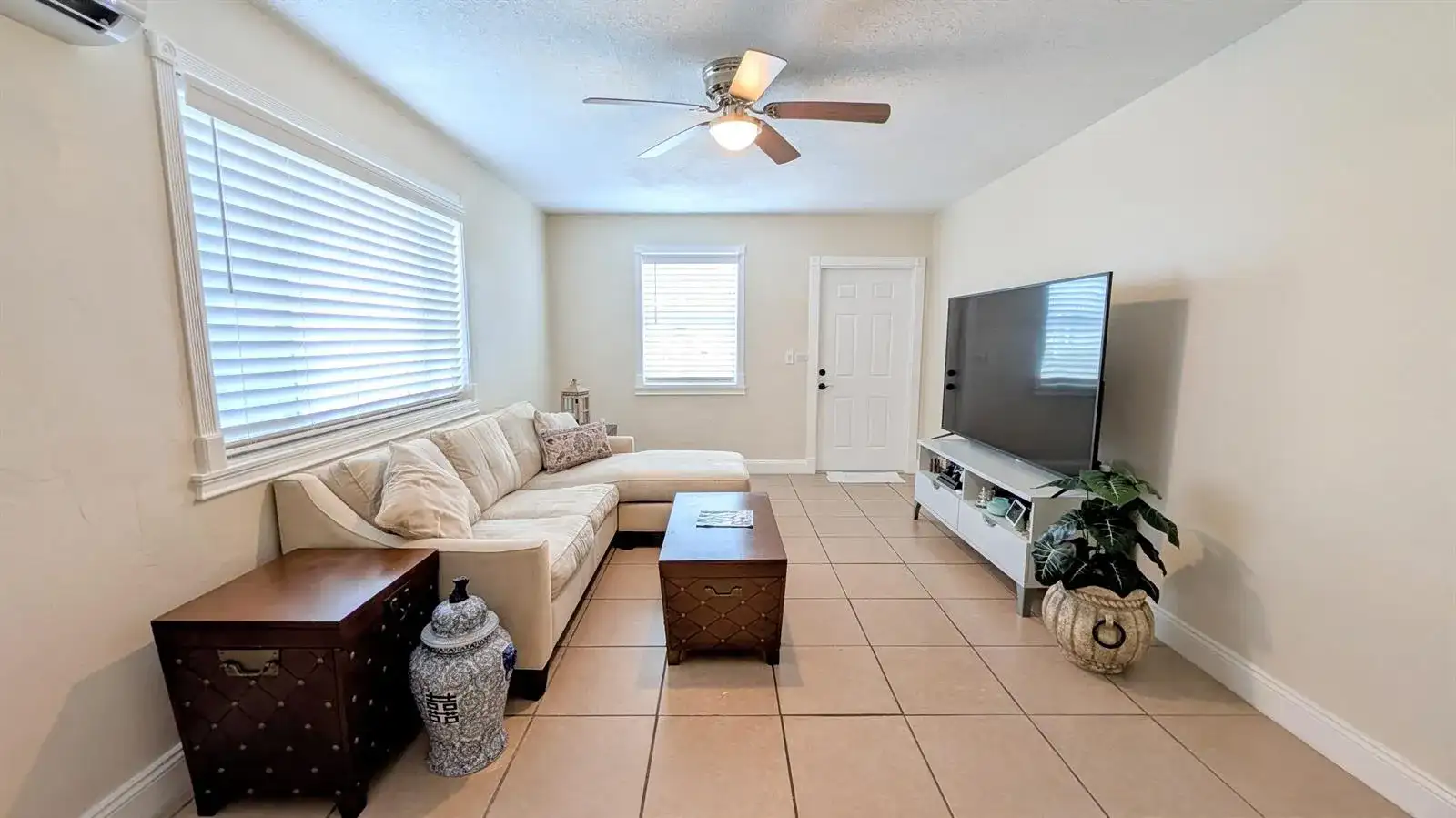 407 NW 7th Street # A, Boynton Beach FL 33426 photo 4