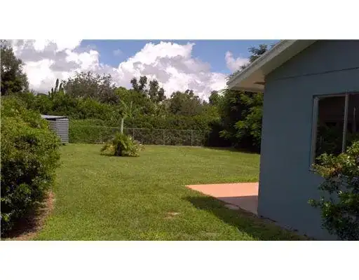 6315 Bischoff Road, West Palm Beach FL 33413 photo 4