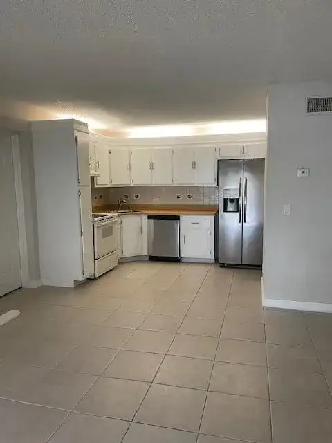 204 Foxtail Drive # F2, FL 33415 photo 5