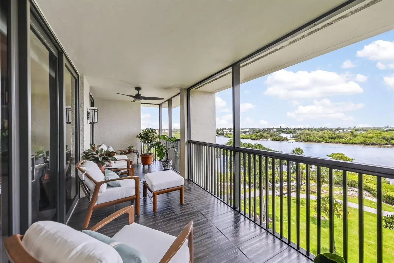 1000 N Us Highway 1, Jupiter FL 33477 photo 2
