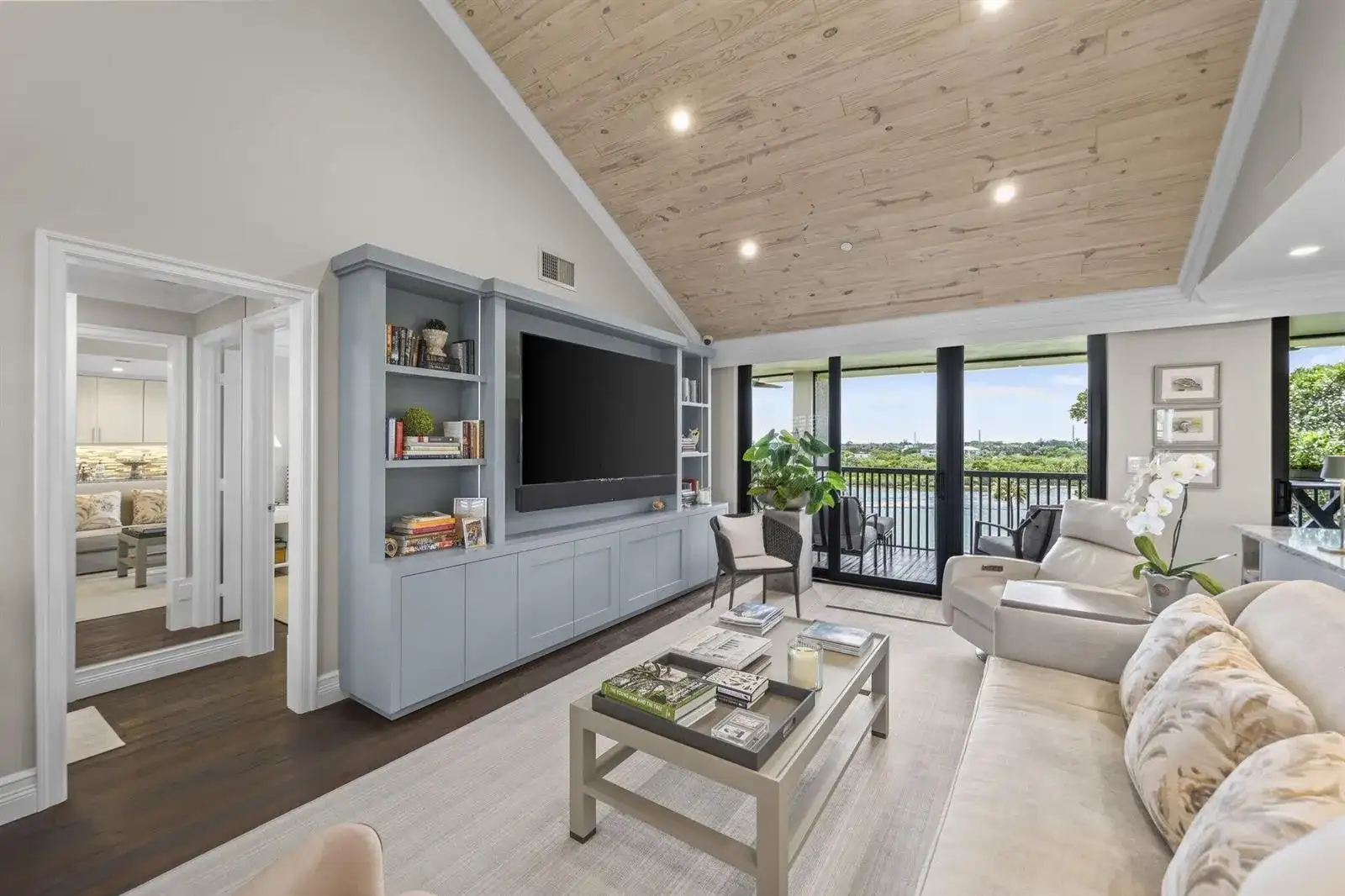 1000 N Us Highway 1, Jupiter FL 33477 photo 4