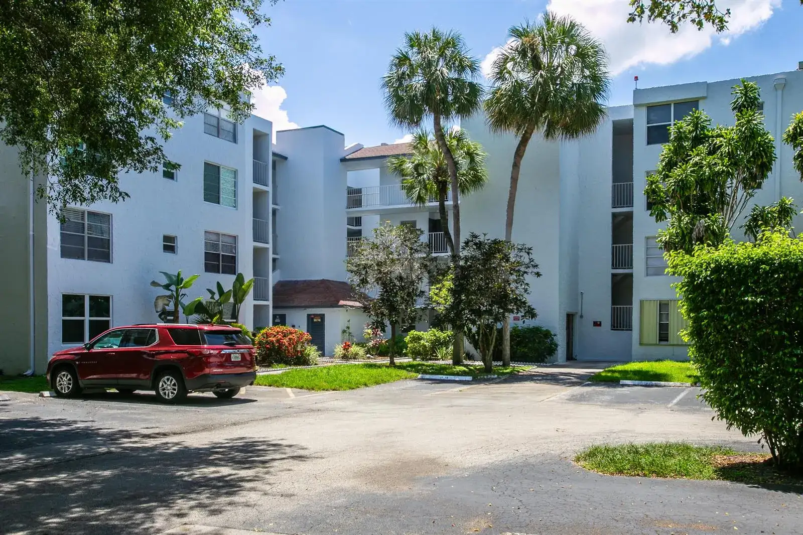 9441 Live Oak Place # 106, Davie FL 33324 photo 2